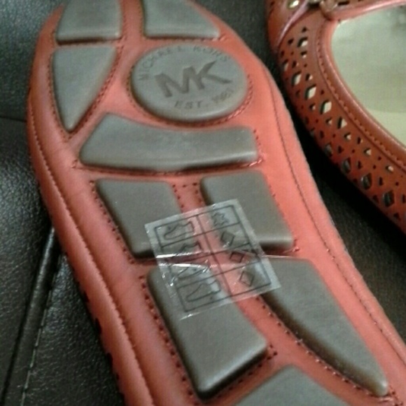 Michael kors flat shoes - Picture 3 of 3